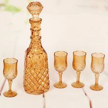 cheap wine decanter glasses with custom color for sale