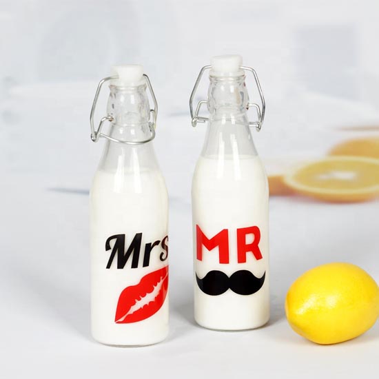 2pcs glass milk bottle set with clip lid