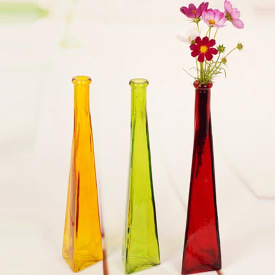 decorative triangular shape glass vases with costom color